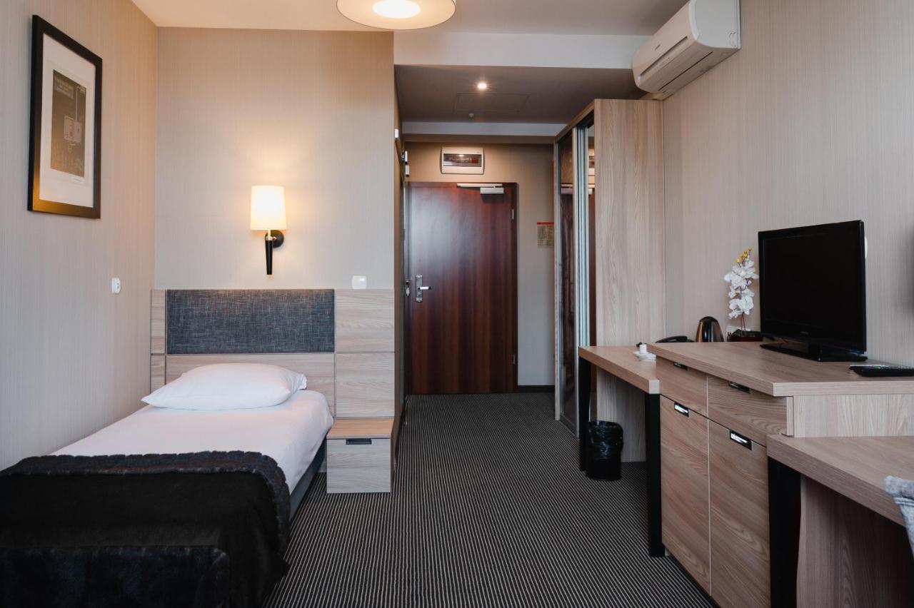 Focus Hotel Premium إيبلاغ المظهر الخارجي الصورة