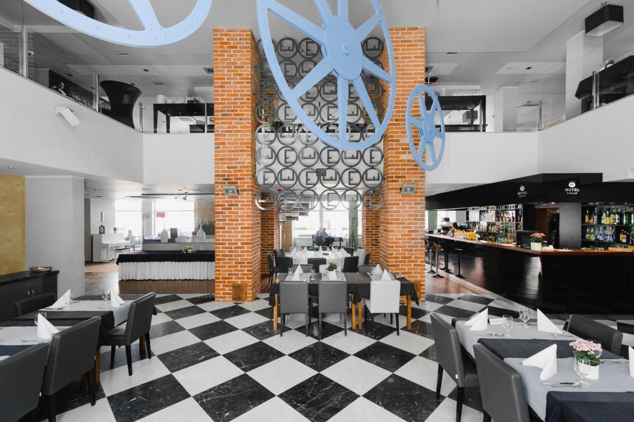Focus Hotel Premium إيبلاغ المظهر الخارجي الصورة